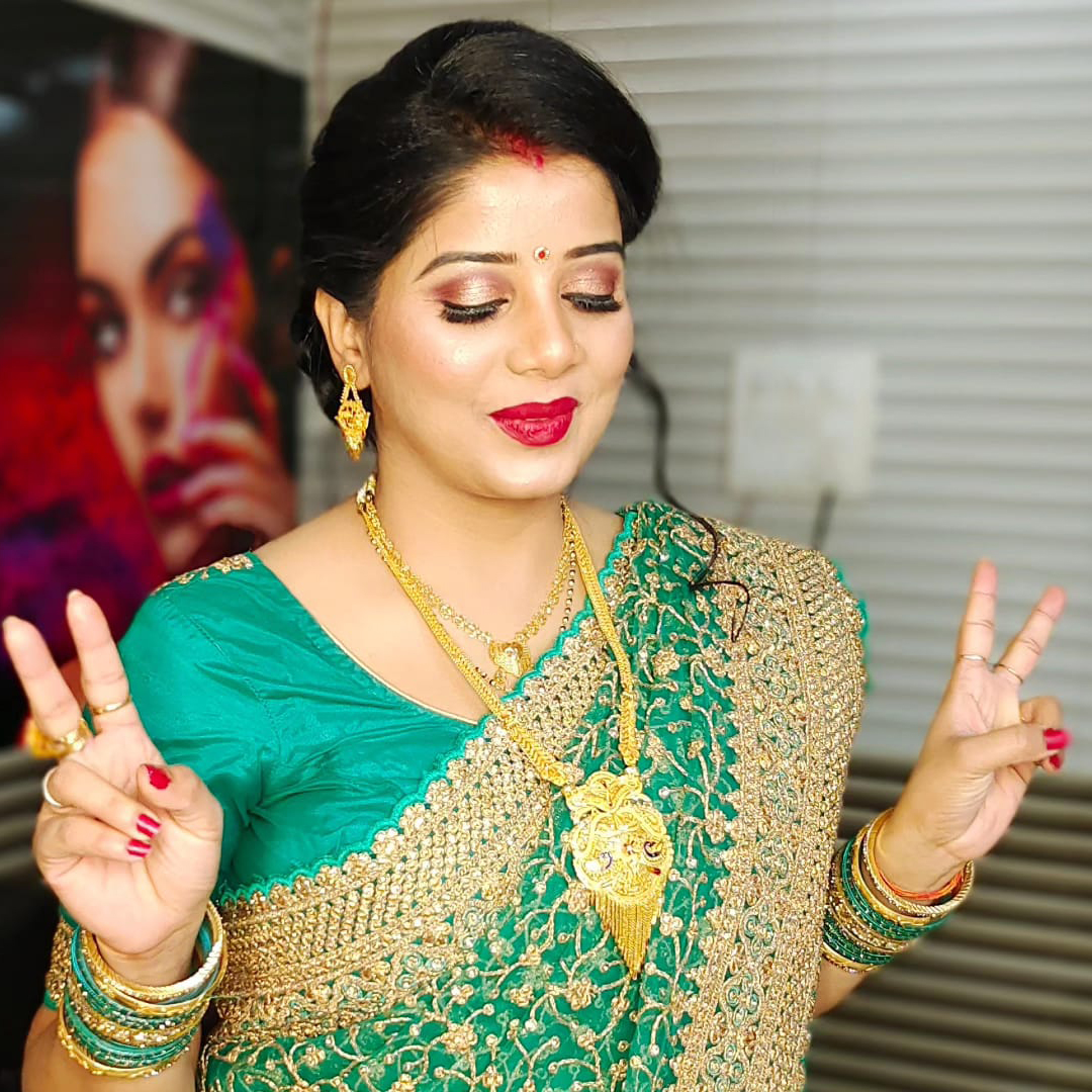 Bengali Bridal Makeup in Noida Sector 41